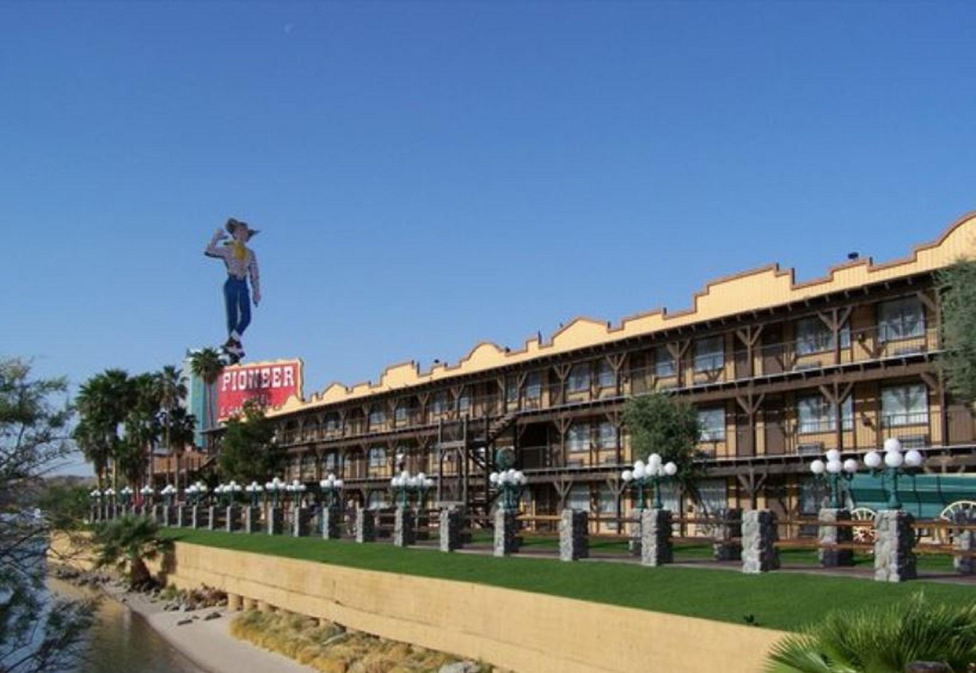 The New Pioneer Hotel Laughlin Exterior photo